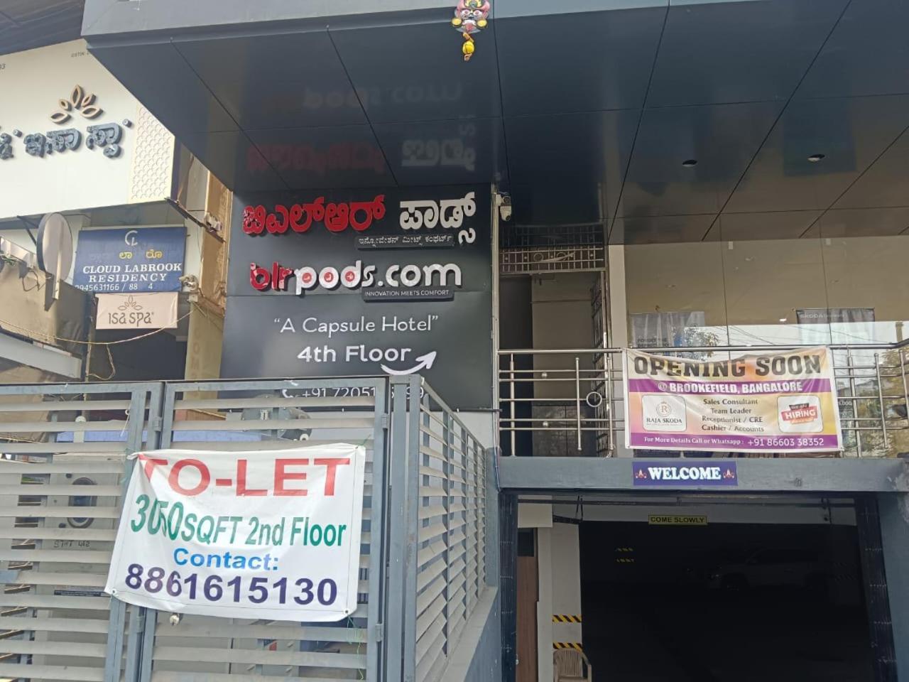 Blr Pods Hotel Bangalore Exterior photo