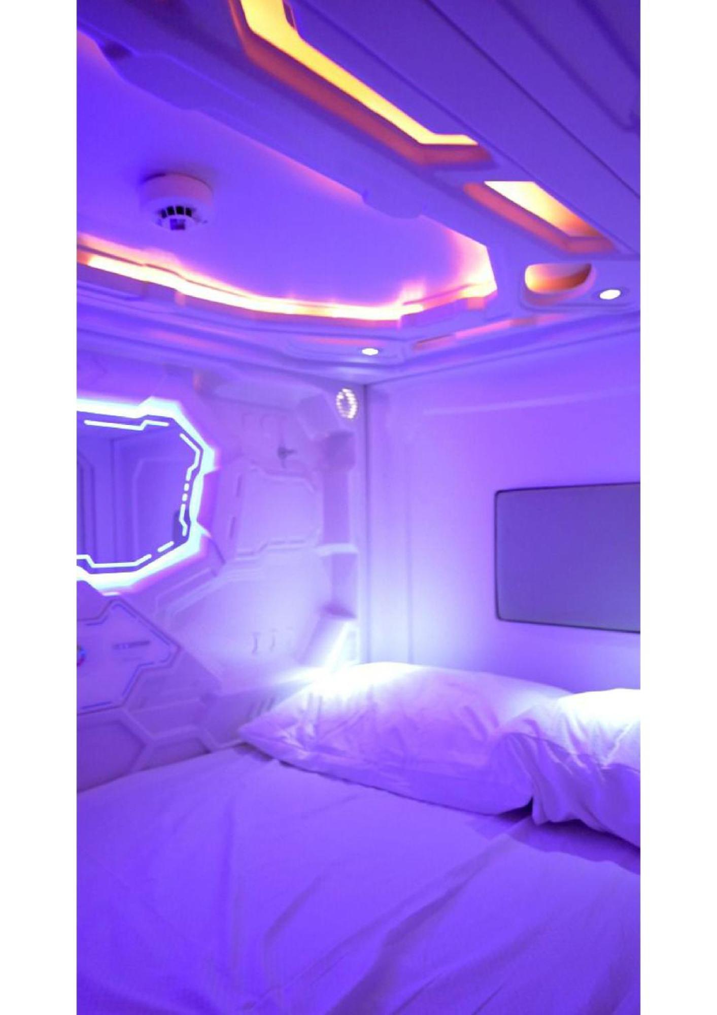 Blr Pods Hotel Bangalore Exterior photo
